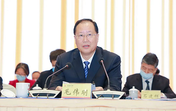中共湖南省委副书记、省长毛伟明讲话.jpg 中共湖南省委副书记、省长毛伟明讲话.jpg